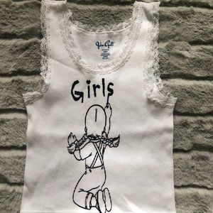 BRANDY MELVILLE JOHN GALT "GIRL" TEE - ONE SIZE